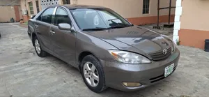 Toyota Camry SE 4dr Sedan (2.4L 4cyl 4A) 2003 Gray