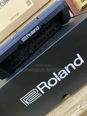 Roland SPD-SX PRO Sampling Pad.