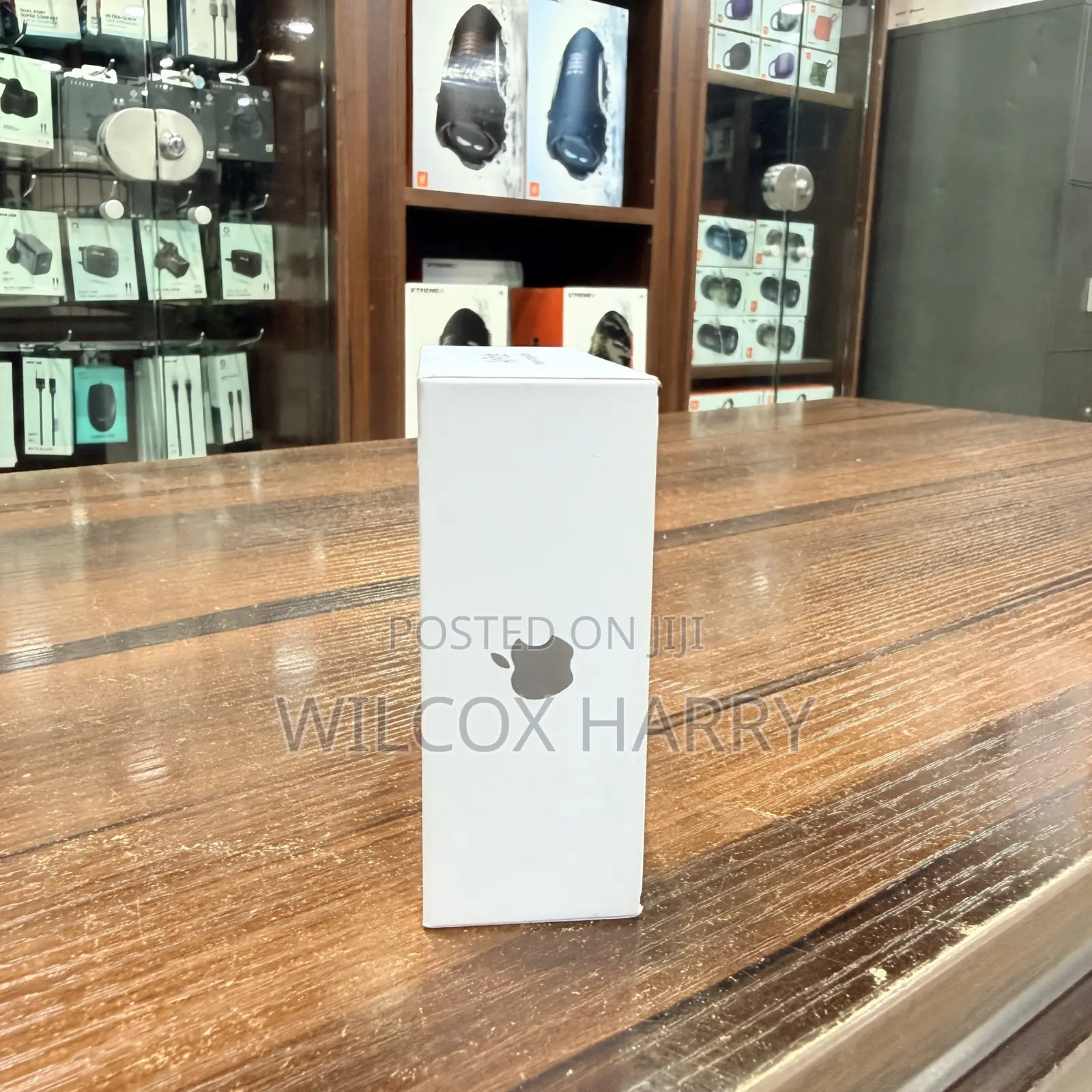 AirPods 5 With Wireless Charging Case