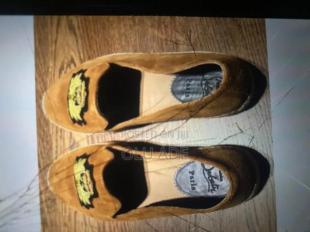 Original Pre-Owned Christian Louboutin Espadrilles