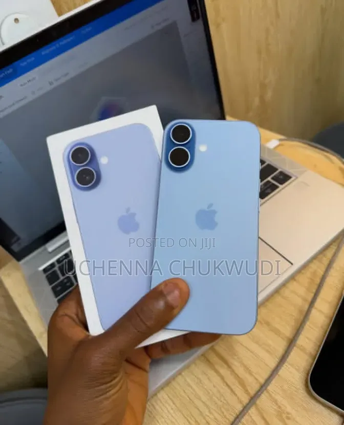 New Apple iPhone 17 256 GB Blue