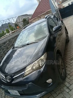 Toyota RAV4 XLE 4dr SUV (2.5L 4cyl 6A) 2014 Black