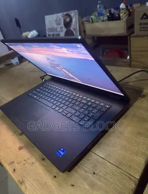 Laptop Dell Precision 7780 64GB Intel Core i7 SSD 512GB