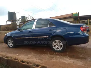 Toyota Camry 2004