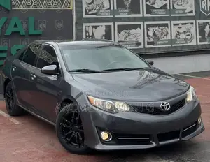 Toyota Camry 2012 Gray