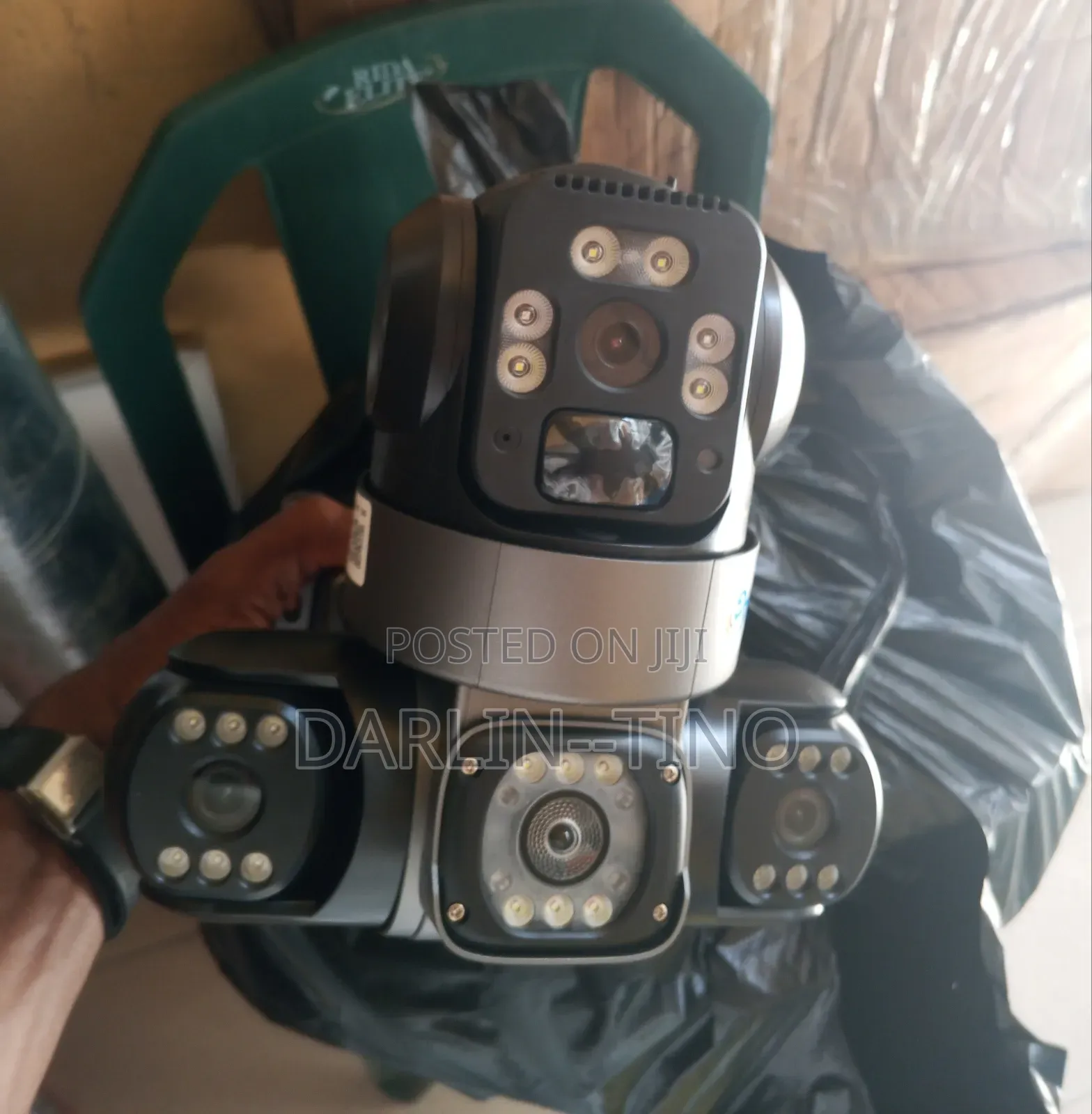 V380 Solar-Powered PTZ Security Camera