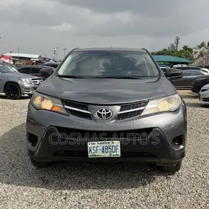 Toyota RAV4 LE AWD (2.5L 4cyl 6A) 2013 Gray