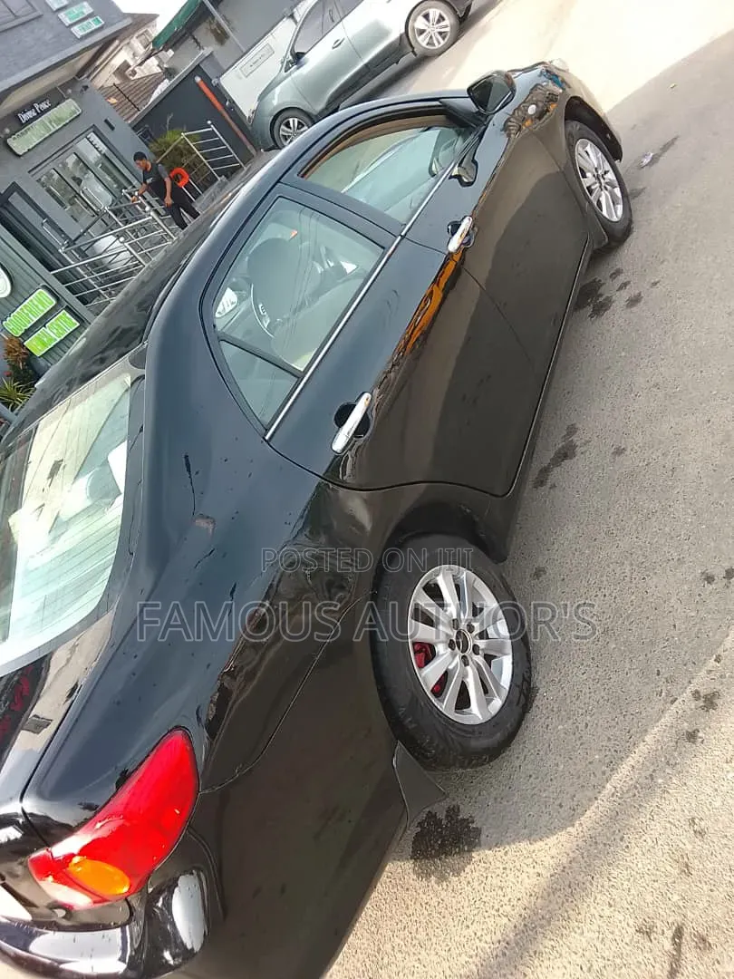 Toyota Corolla 2008 Black