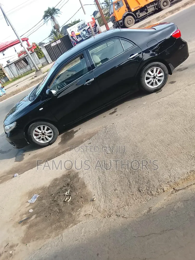 Toyota Corolla 2008 Black