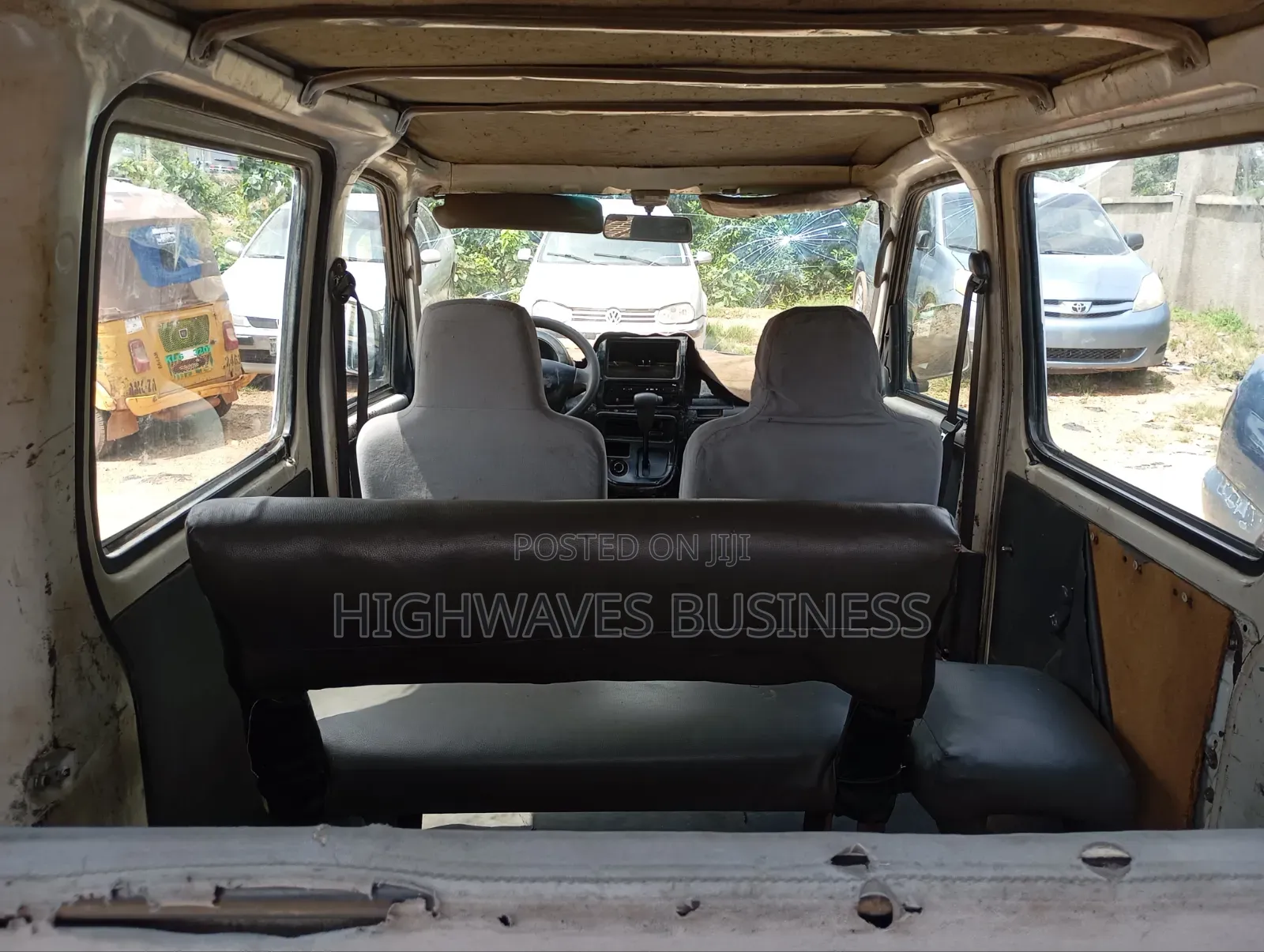 Daihatsu Hijet 2010 White
