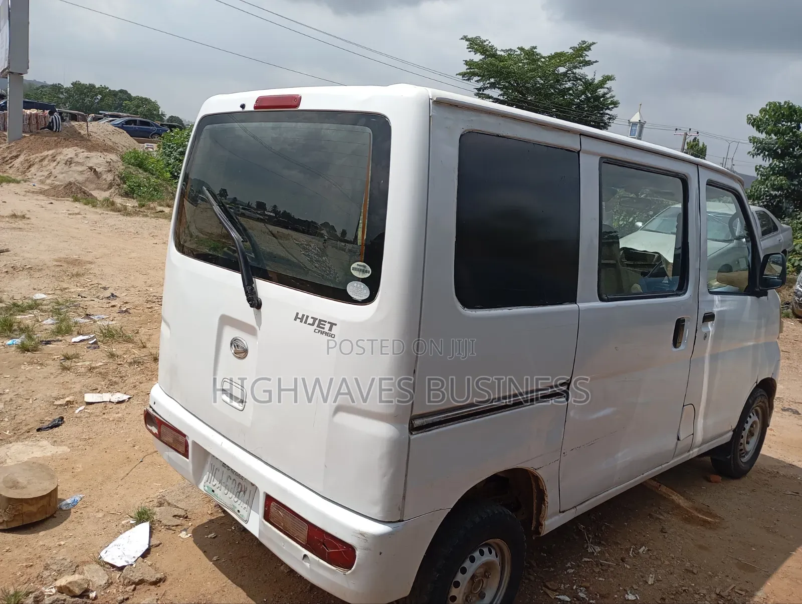 Daihatsu Hijet 2010 White
