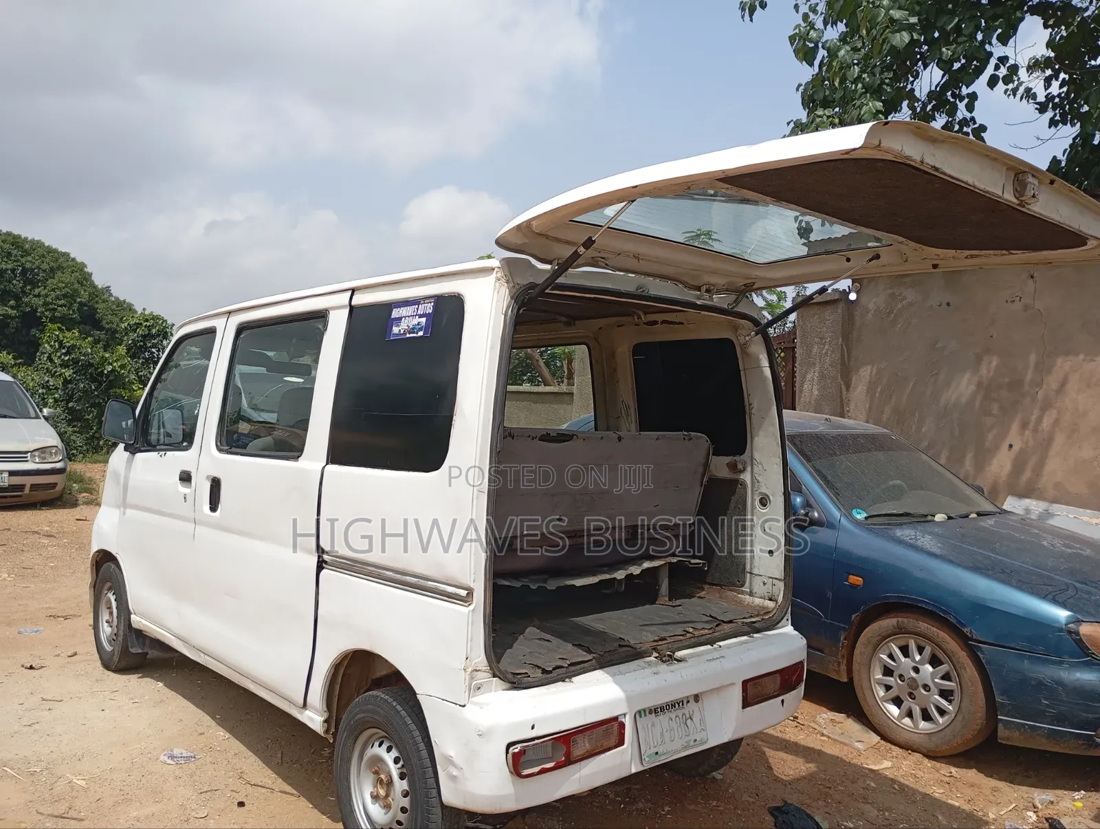 Daihatsu Hijet 2010 White