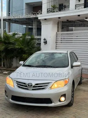 Toyota Corolla 2013 Silver