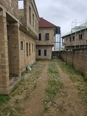 12bdrm Duplex in Kings Estate, Oluyole for sale