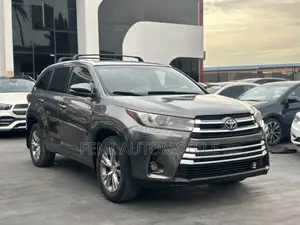 Toyota Highlander 2015 Gray