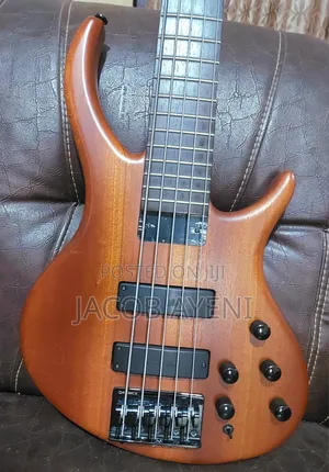 Tobias Killer B 5 Strings Bass