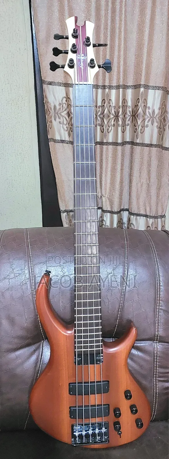 Tobias Killer B 5 Strings Bass