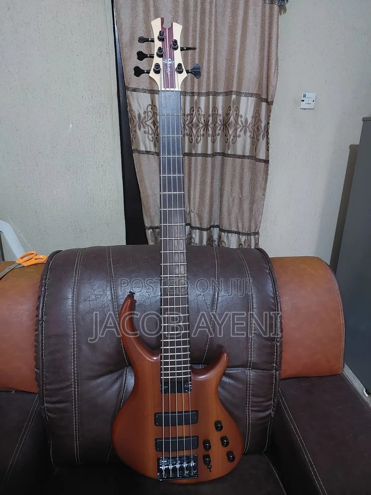 Tobias Killer B 5 Strings Bass