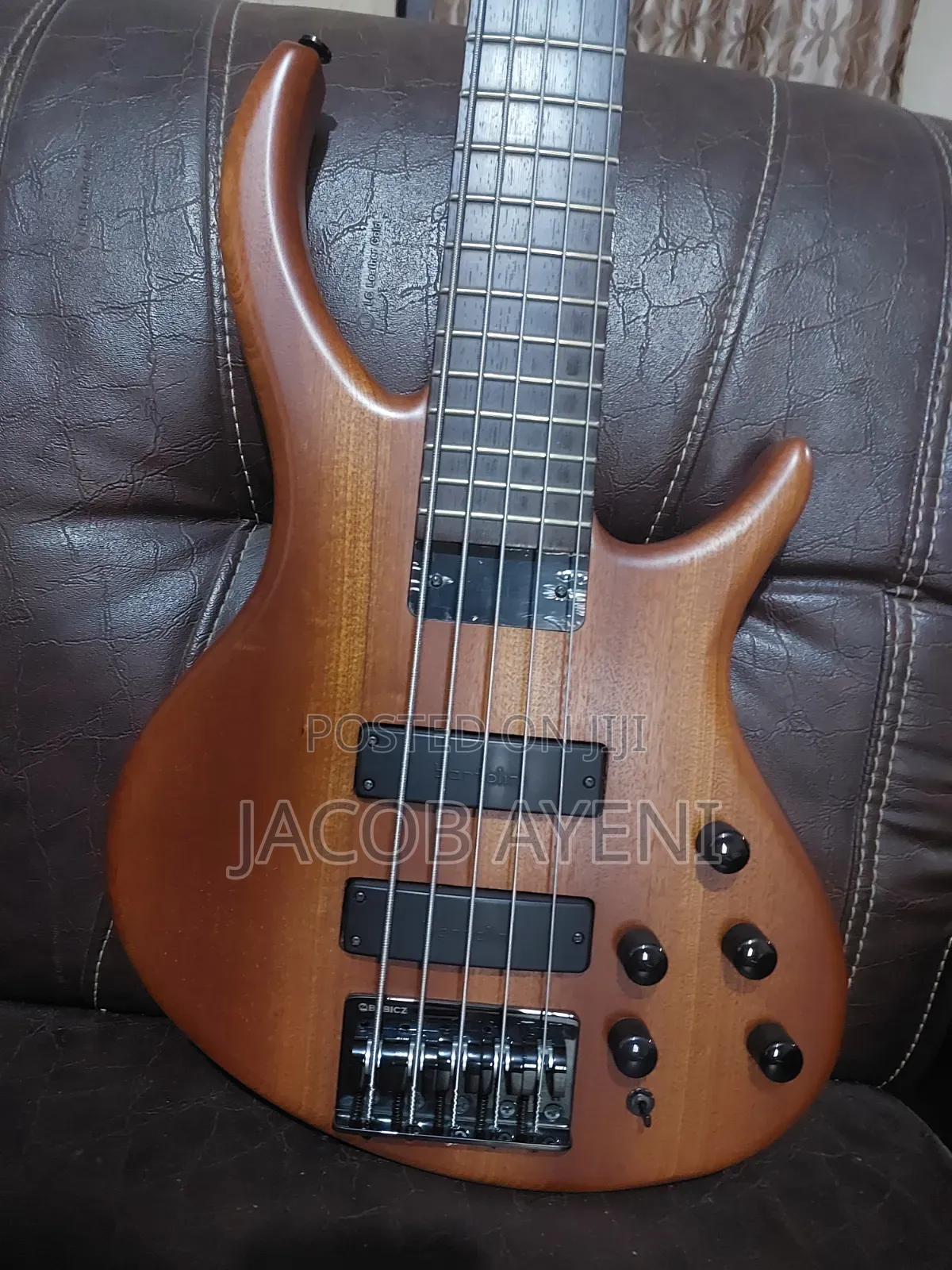 Tobias Killer B 5 Strings Bass