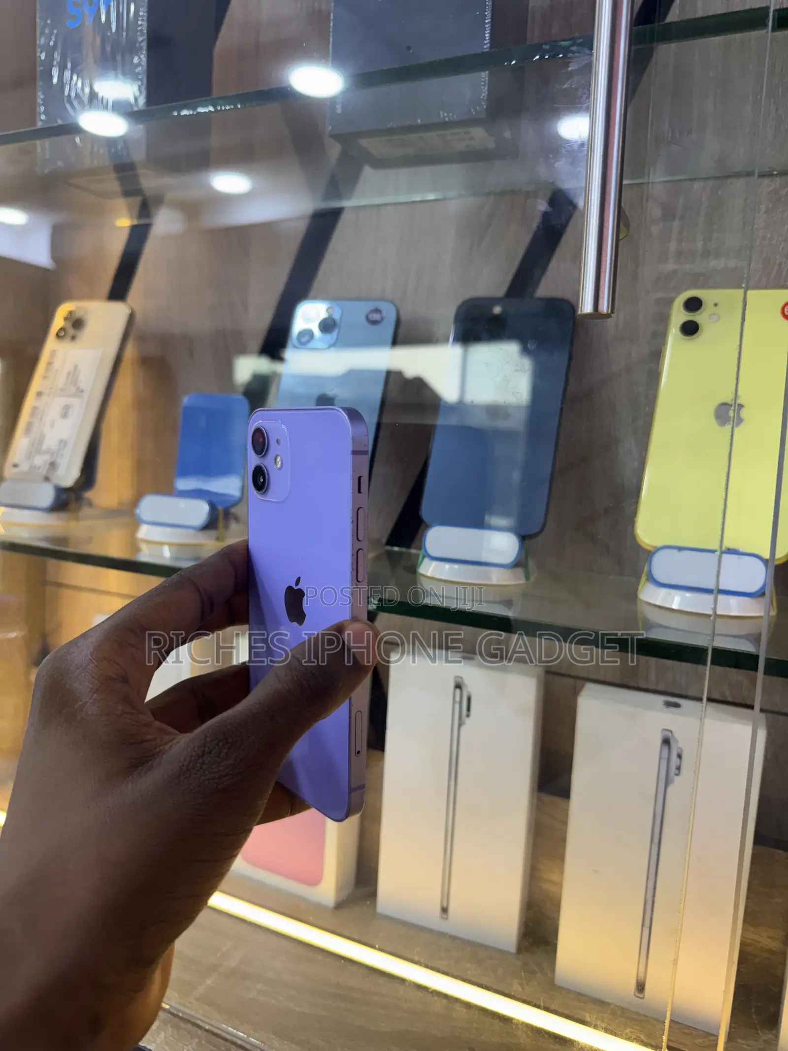 Apple iPhone 12 64 GB Purple