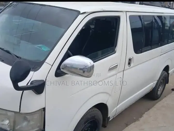 Toyota HiAce 2008 White