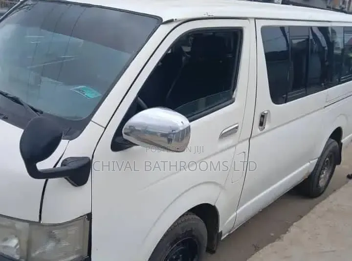 Toyota HiAce 2008 White