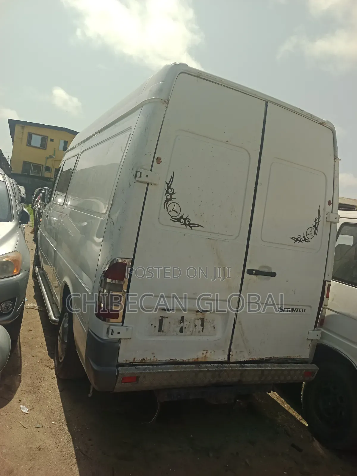 Mercedes-Benz Sprinter 2005 White