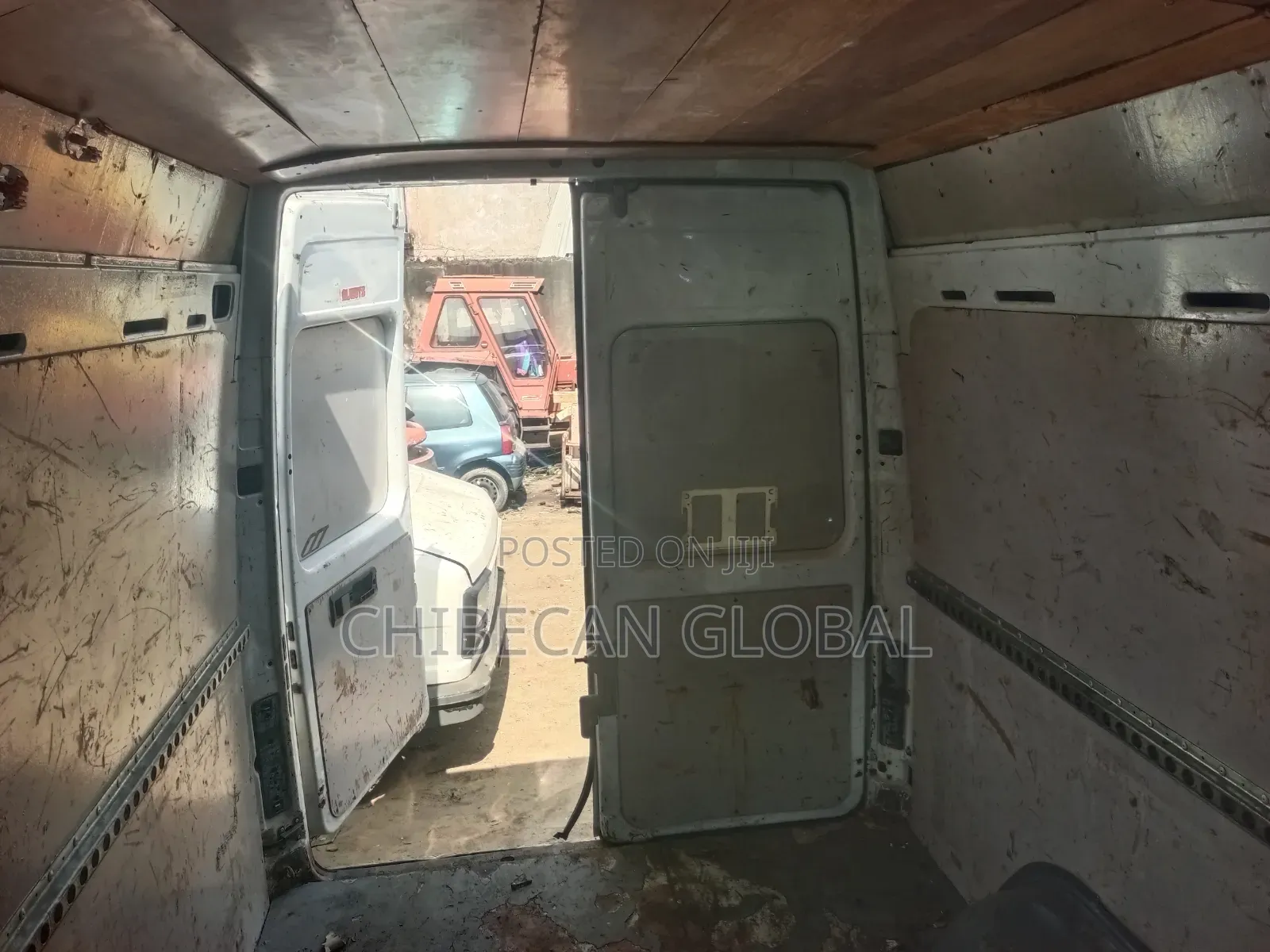 Mercedes-Benz Sprinter 2005 White