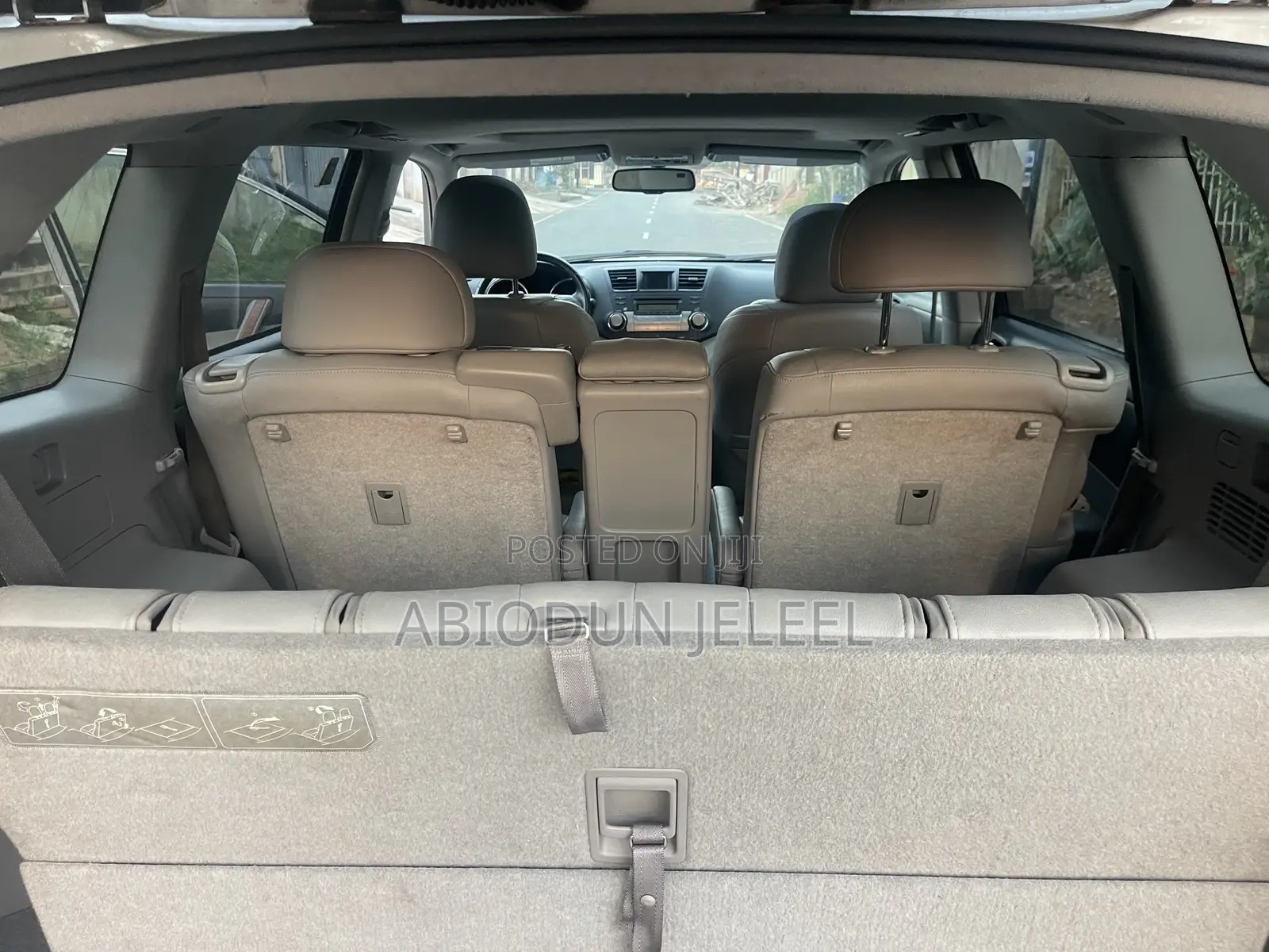Toyota Highlander 2010 Silver