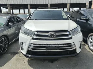 Toyota Highlander Limited Platinum 4x4 V6 (3.5L 6cyl 8A) 2018 White