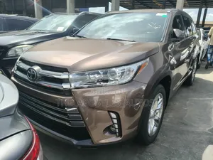 Toyota Highlander Limited Platinum 2019 Brown