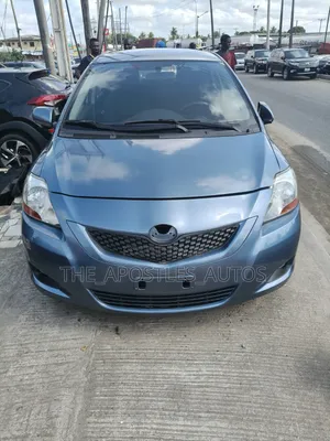Toyota Yaris 2012 Blue