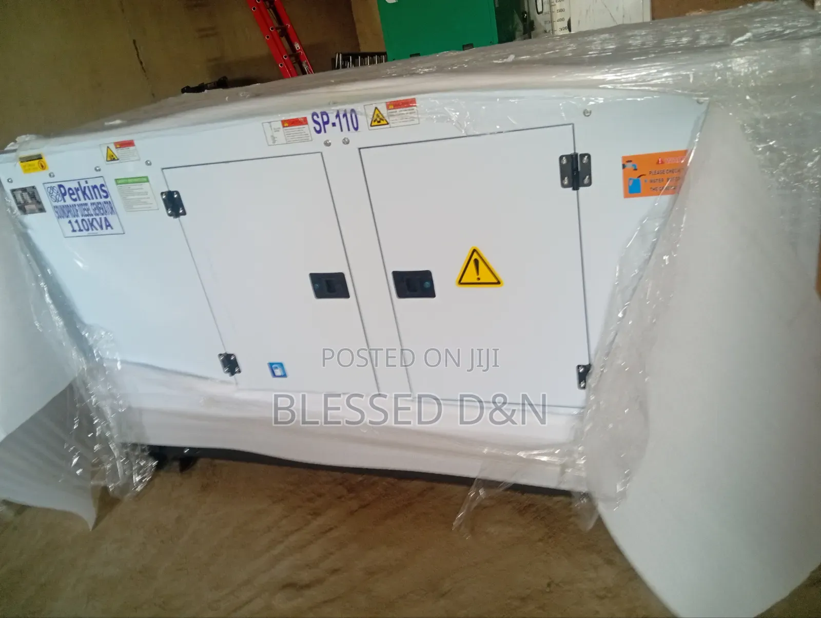 110KVA Perkins Soundproof Diesel Generator