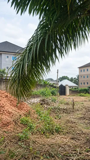 840sqm of Land for Sale