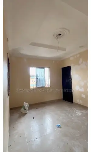 Mini Flat in Palmgroove for rent