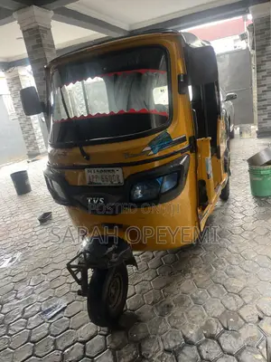TVS King Deluxe Plus iTouch Start 2025 Yellow