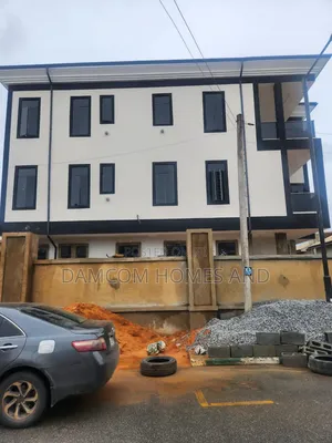 7bdrm Duplex in Ido for sale