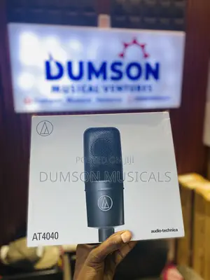 Audio-Technica AT4040 Large-Diaphragm Cardioid Condenser Microphone