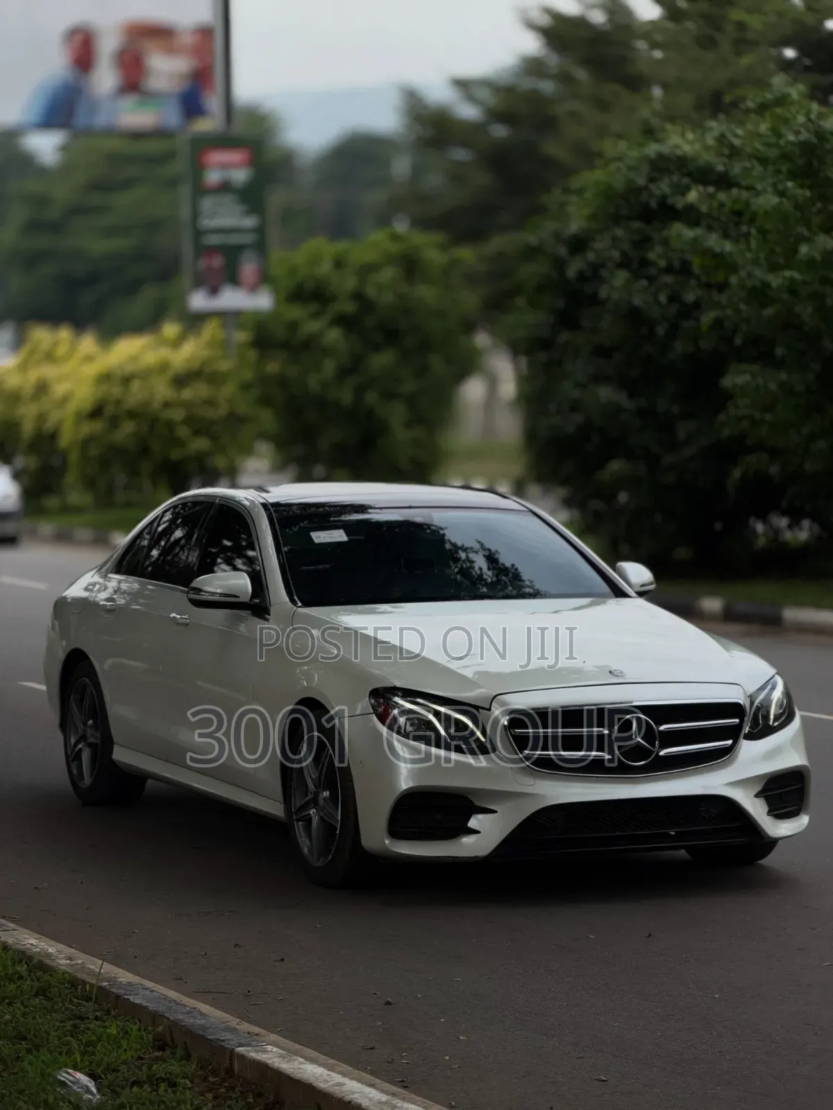 Mercedes-Benz E300 2016 White