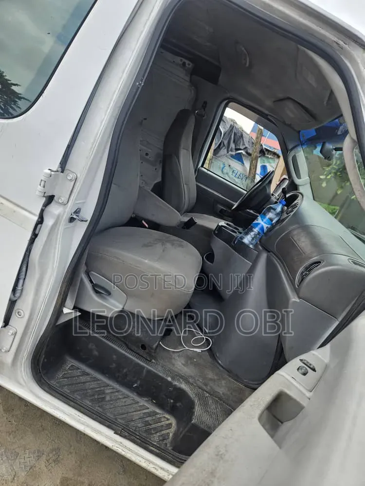 Ford E250 2008 White