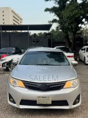 Toyota Camry 2012 Silver