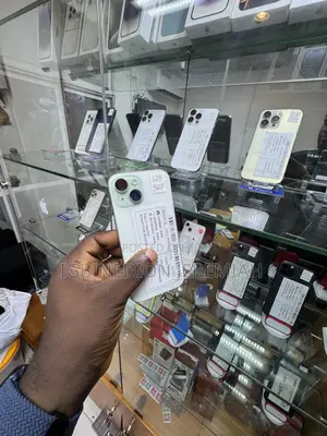 Apple iPhone 15 128 GB
