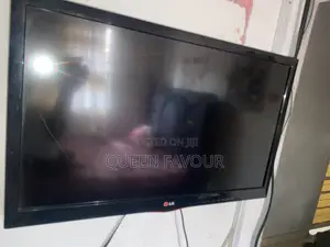 28 Inche LG TV