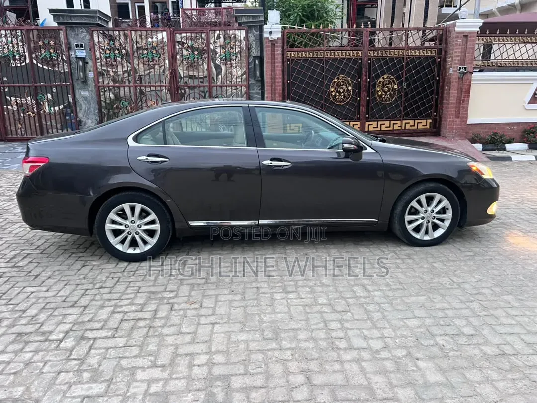 Lexus ES 350 2010 Gray