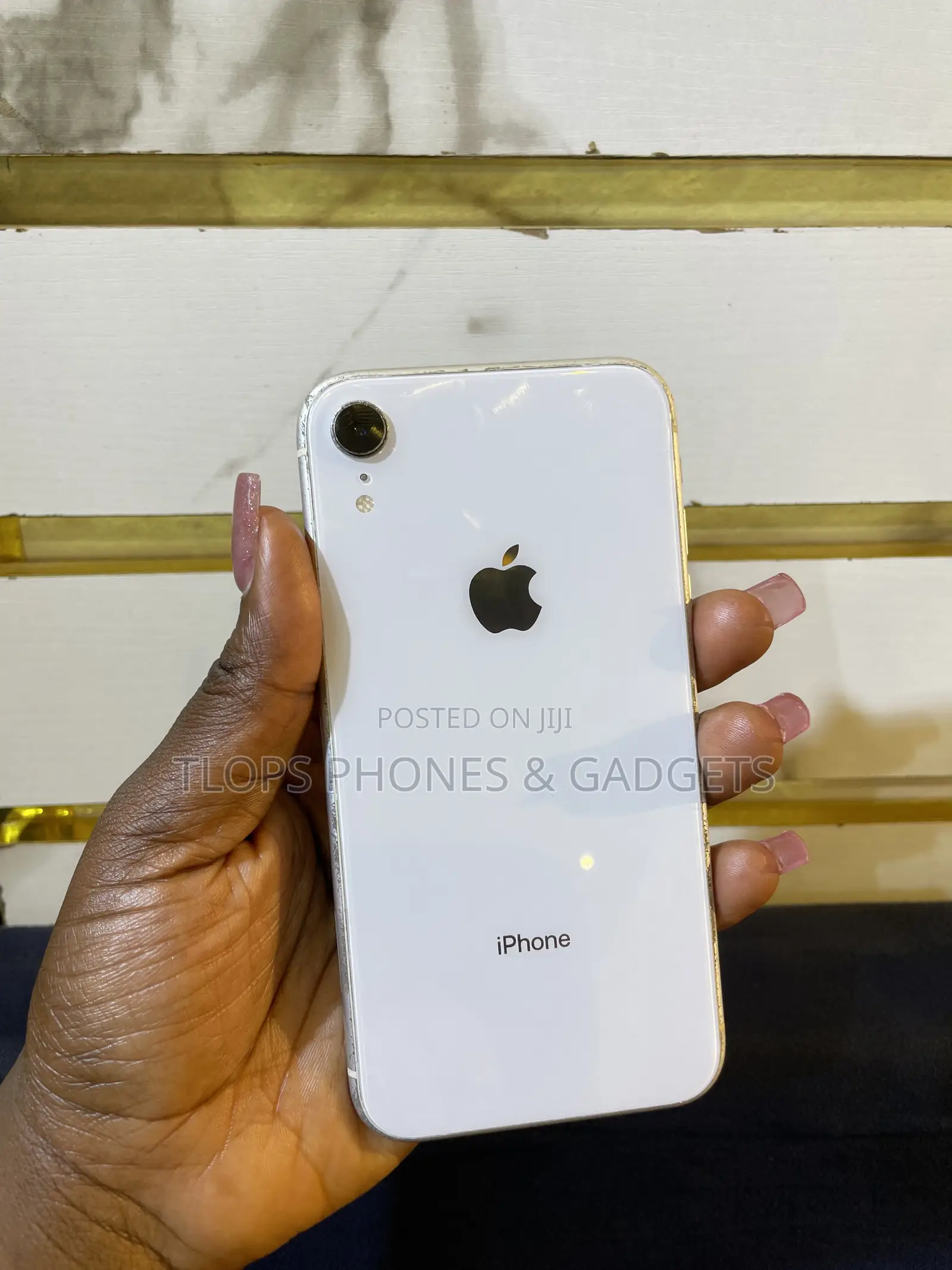 Apple iPhone XR 64 GB White