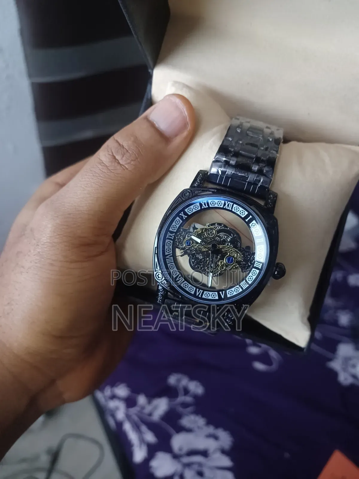 Quality Engine Wristwatch