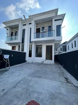 4bdrm Duplex in Lekki for sale