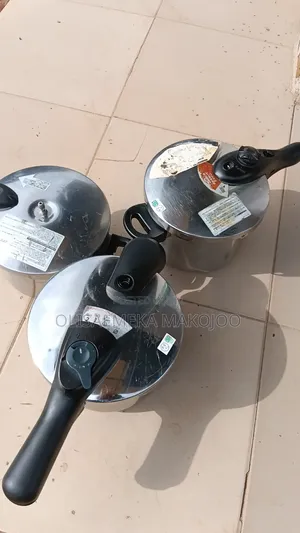 3.5L Original Tokunbo Pressure Cooker