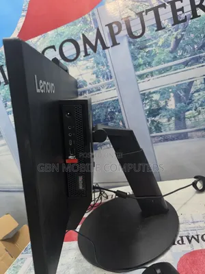 Desktop Computer Lenovo ThinkStation P330 8GB Intel Core i3 HDD 500GB