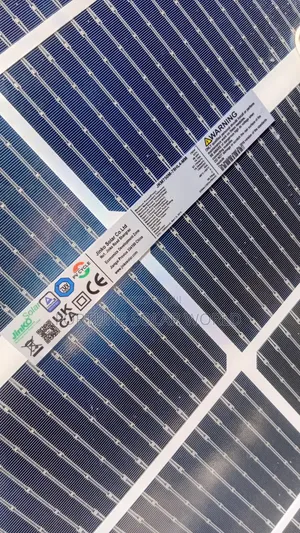 750watts Jinko Mono Solar Panel